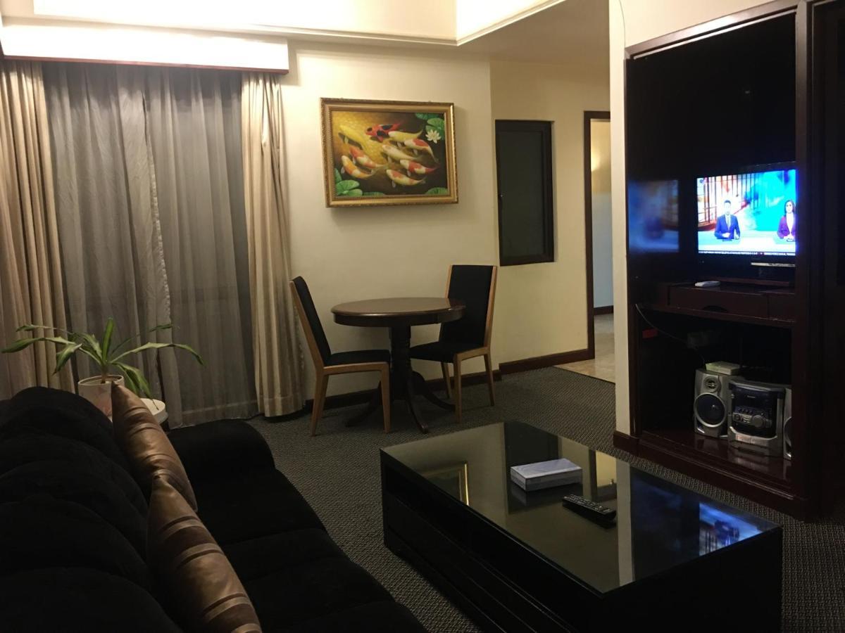Sabah Suites At Times Square Kl Куала-Лумпур Экстерьер фото