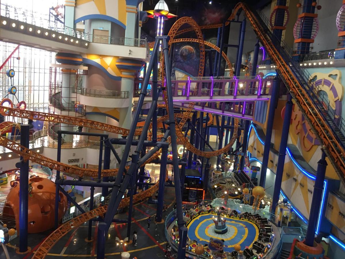 Sabah Suites At Times Square Kl Куала-Лумпур Экстерьер фото